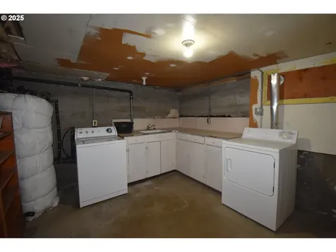 1318 W 10th Street The Dalles OR 97058
