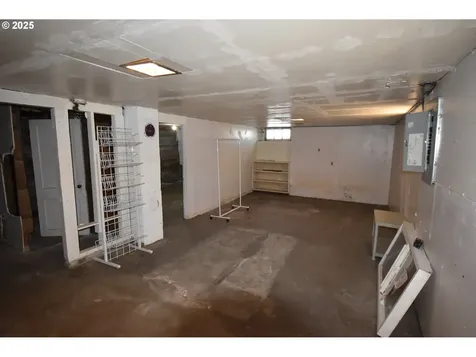 1318 W 10th Street The Dalles OR 97058