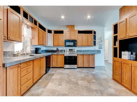 13900 SE Highway 212 Clackamas OR 97015
