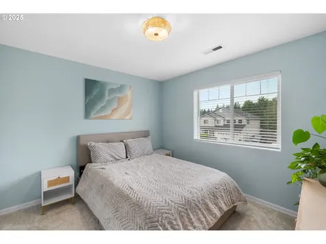 2405 NE 107th Street Vancouver WA 98686