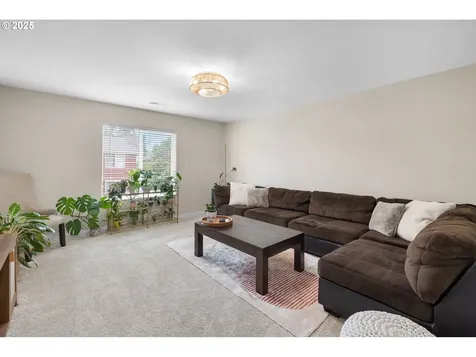 2405 NE 107th Street Vancouver WA 98686