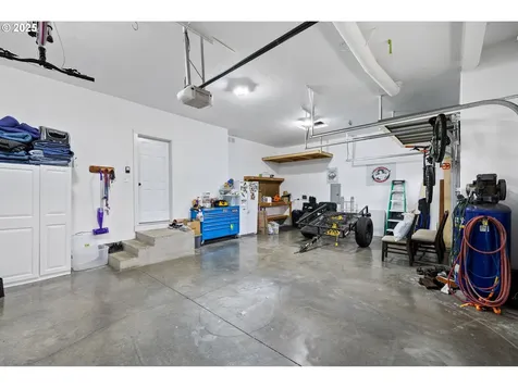 2405 NE 107th Street Vancouver WA 98686