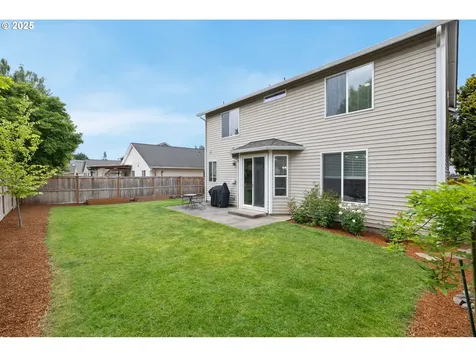2405 NE 107th Street Vancouver WA 98686