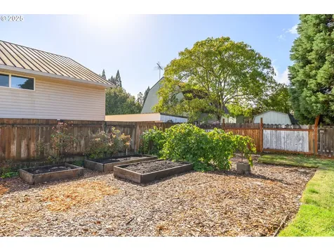 1036 SW 2nd Street Mcminnville OR 97128