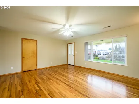 1036 SW 2nd Street Mcminnville OR 97128