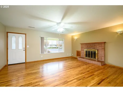 1036 SW 2nd Street Mcminnville OR 97128