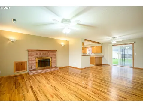 1036 SW 2nd Street Mcminnville OR 97128