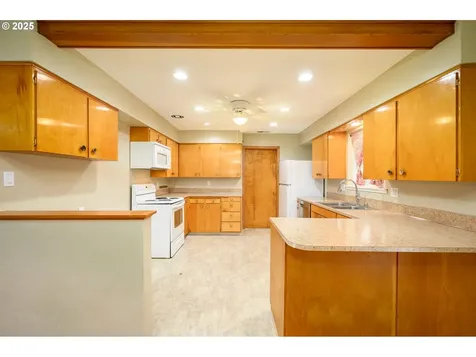 1036 SW 2nd Street Mcminnville OR 97128