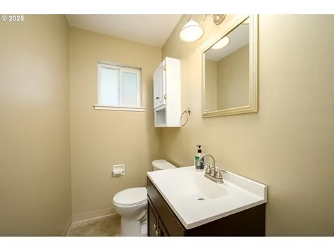 1036 SW 2nd Street Mcminnville OR 97128