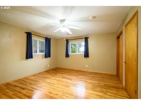 1036 SW 2nd Street Mcminnville OR 97128