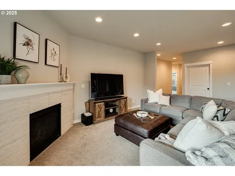 129 N 88th Drive Ridgefield WA 98642
