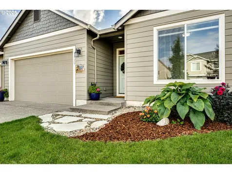 129 N 88th Drive Ridgefield WA 98642