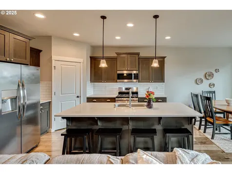 129 N 88th Drive Ridgefield WA 98642