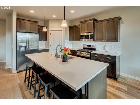 129 N 88th Drive Ridgefield WA 98642