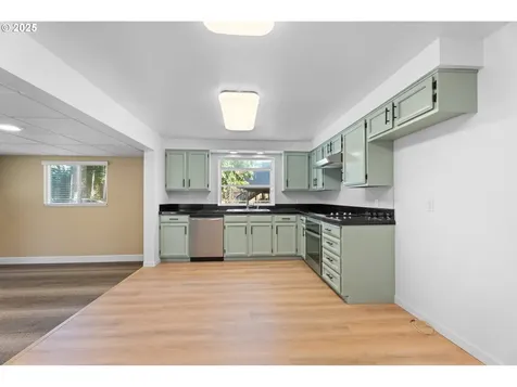 314 NW 102nd Street Vancouver WA 98685
