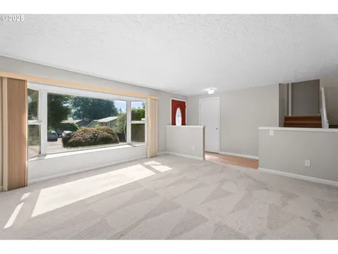 314 NW 102nd Street Vancouver WA 98685
