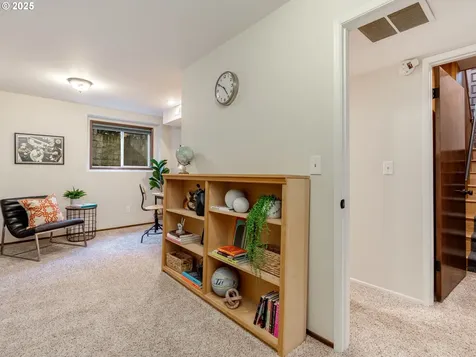 2490 SW Scenic Drive Portland OR 97225
