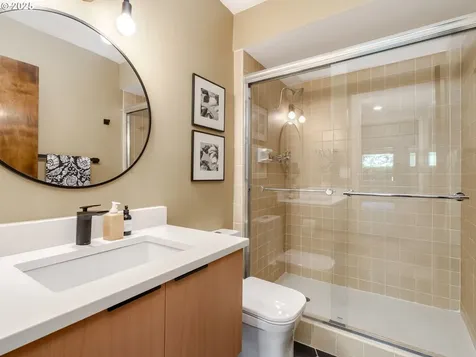 2490 SW Scenic Drive Portland OR 97225