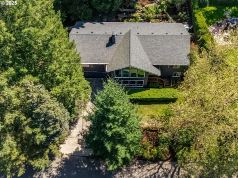 2490 SW Scenic Drive Portland OR 97225