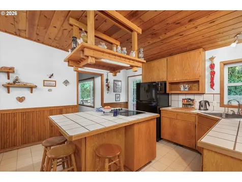 36189 Highway 58 Pleasant Hill OR 97455