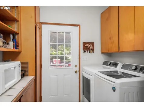 36189 Highway 58 Pleasant Hill OR 97455