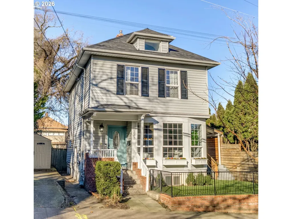 223 S Whitaker Street Portland OR 97239