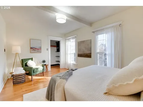 223 S Whitaker Street Portland OR 97239