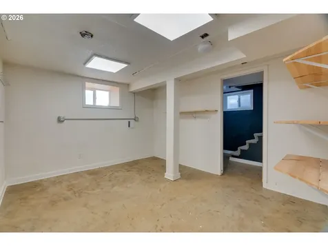 223 S Whitaker Street Portland OR 97239