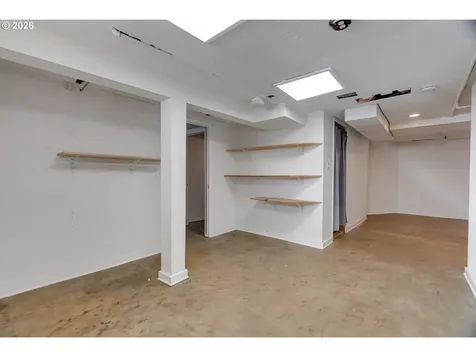 223 S Whitaker Street Portland OR 97239