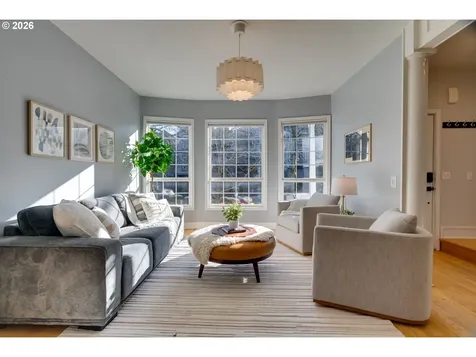 223 S Whitaker Street Portland OR 97239