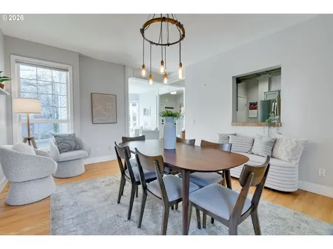 223 S Whitaker Street Portland OR 97239