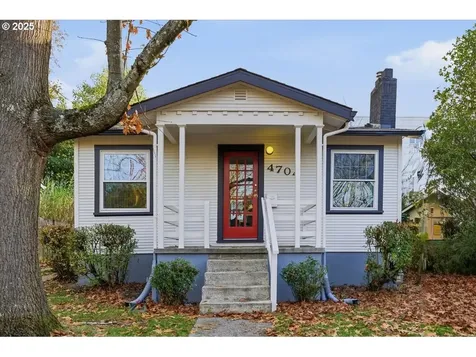 4704 SE Madison Street Portland OR 97215
