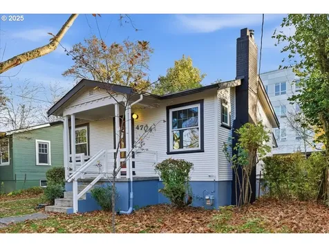 4704 SE Madison Street Portland OR 97215