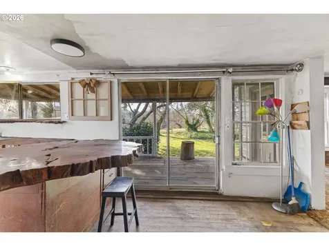 93703 Lower Norway Lane Myrtle Point OR 97458