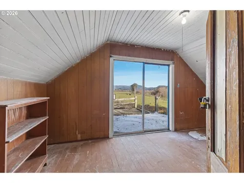 93703 Lower Norway Lane Myrtle Point OR 97458