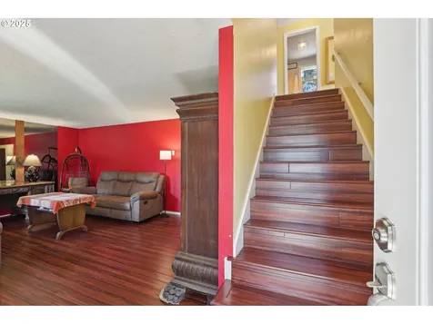 713 NE 123rd Avenue Vancouver WA 98684
