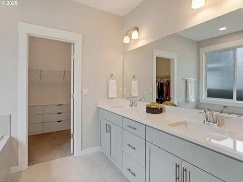 2313 NE 82nd Street Vancouver WA 98665