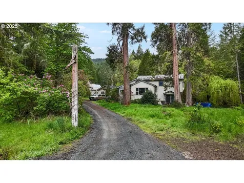 2240 Frozen Creek Road Myrtle Creek OR 97457