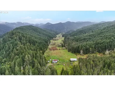 2240 Frozen Creek Road Myrtle Creek OR 97457