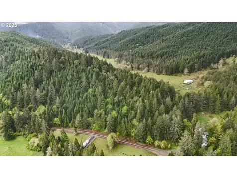 2240 Frozen Creek Road Myrtle Creek OR 97457