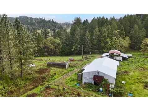2240 Frozen Creek Road Myrtle Creek OR 97457