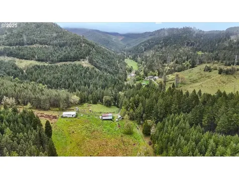 2240 Frozen Creek Road Myrtle Creek OR 97457