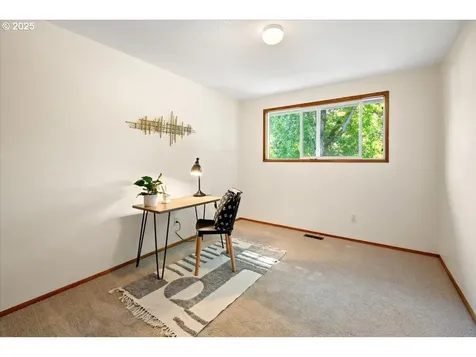 4833 SW Palatine Street Portland OR 97219