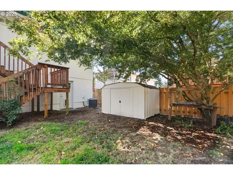 4833 SW Palatine Street Portland OR 97219