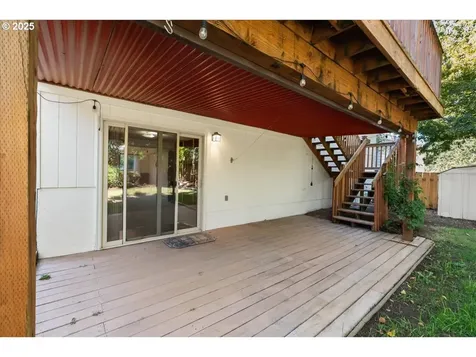4833 SW Palatine Street Portland OR 97219