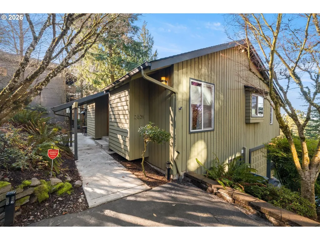 2831 NE Rocky Butte Road Portland OR 97220