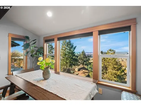 2831 NE Rocky Butte Road Portland OR 97220