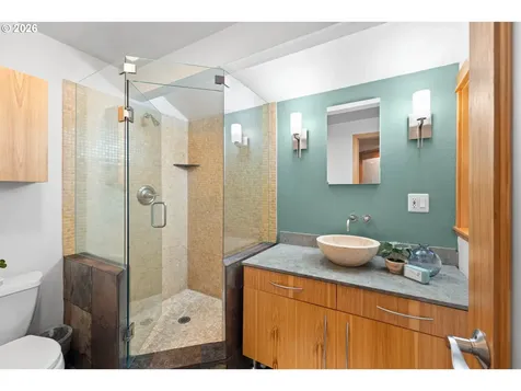 2831 NE Rocky Butte Road Portland OR 97220