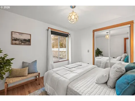 2831 NE Rocky Butte Road Portland OR 97220