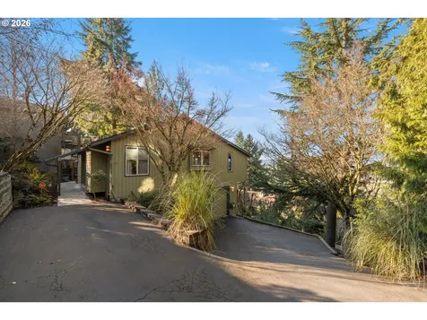 2831 NE Rocky Butte Road Portland OR 97220